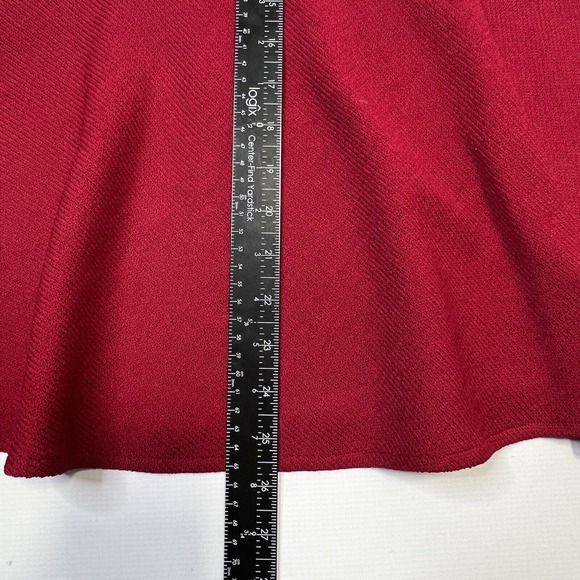 St. John Eve Collection Womens Red Skirt Ruffled Bottom Sz US 4 Santana Knit - Picture 5 of 10